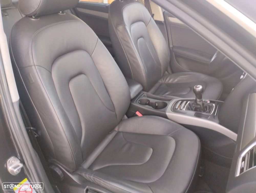 Audi A4 2.0 TDI Business Line Sport - 8