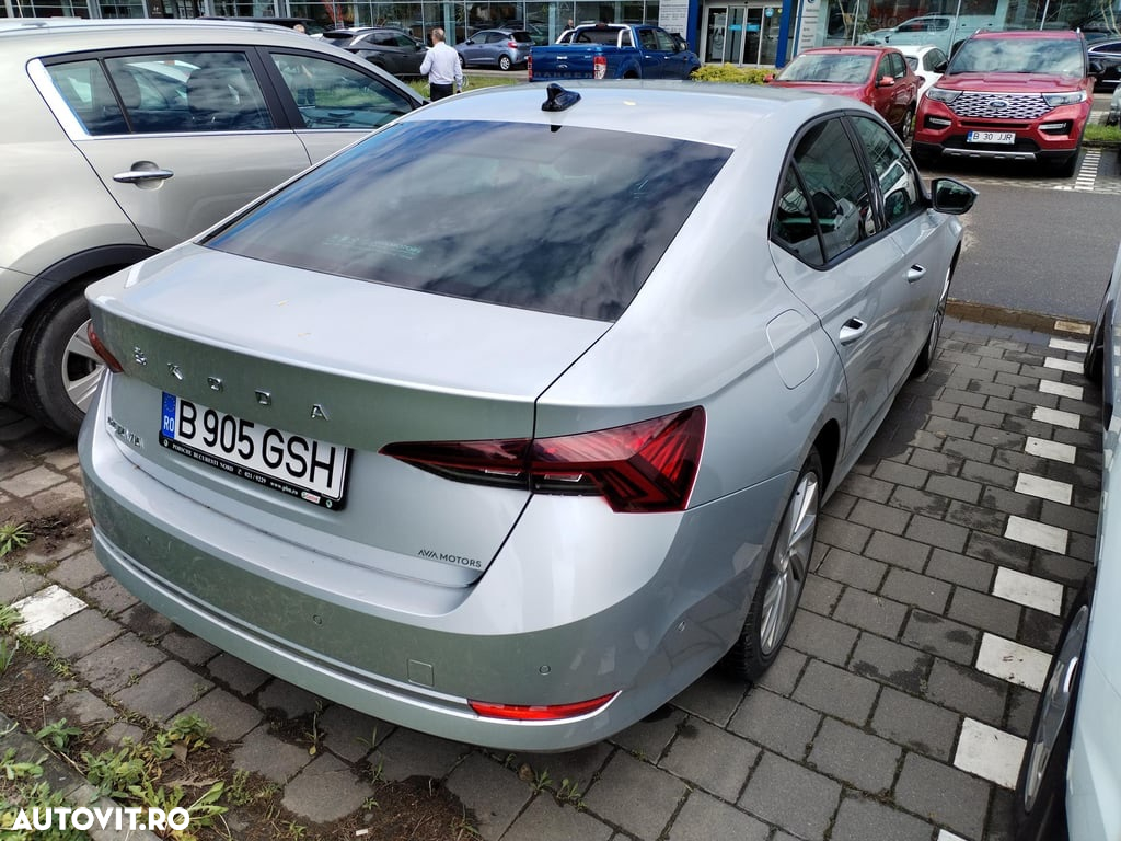 Skoda Octavia 2.0 TDI DSG Style - 4