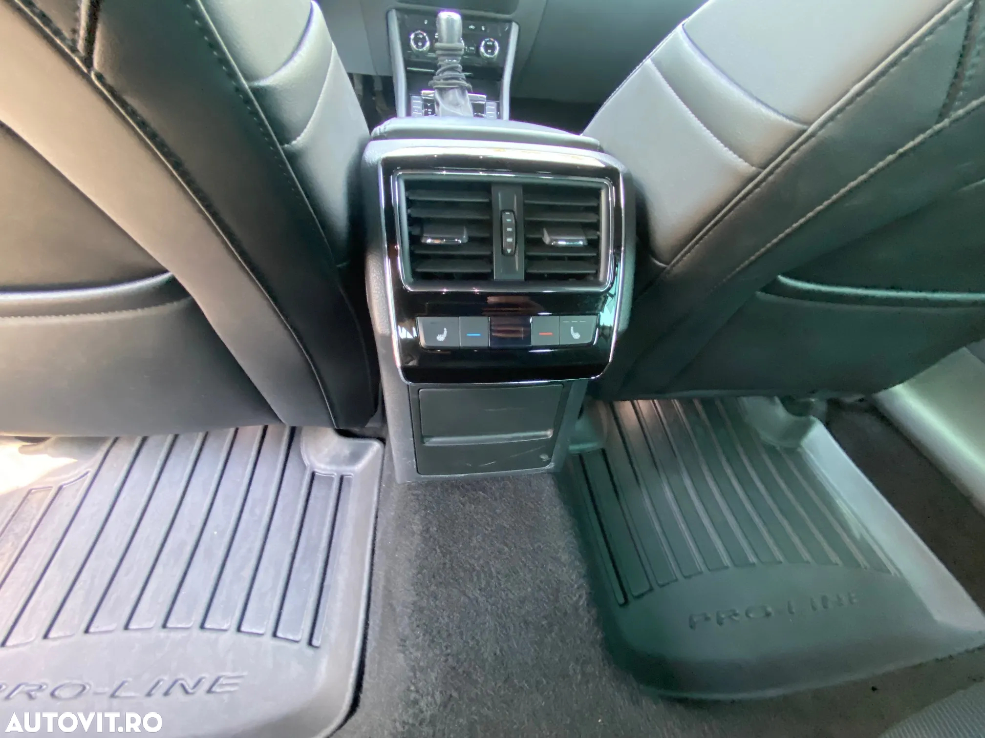 Skoda Superb Combi 1.4 TSI iV DSG L&K - 9