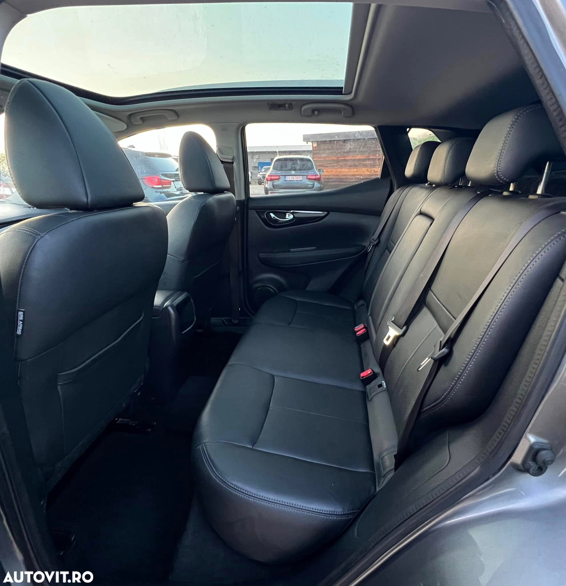 Nissan Qashqai 1.6 DCI Xtronic TEKNA - 5