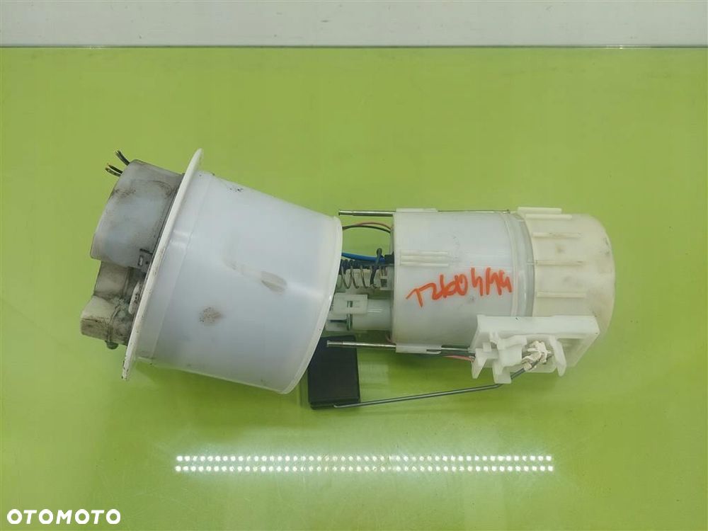 Pompa pompka paliwa Toyota Aygo I 2005-2014 1,0 12V B 770200H010 ORYGINAŁ - 5