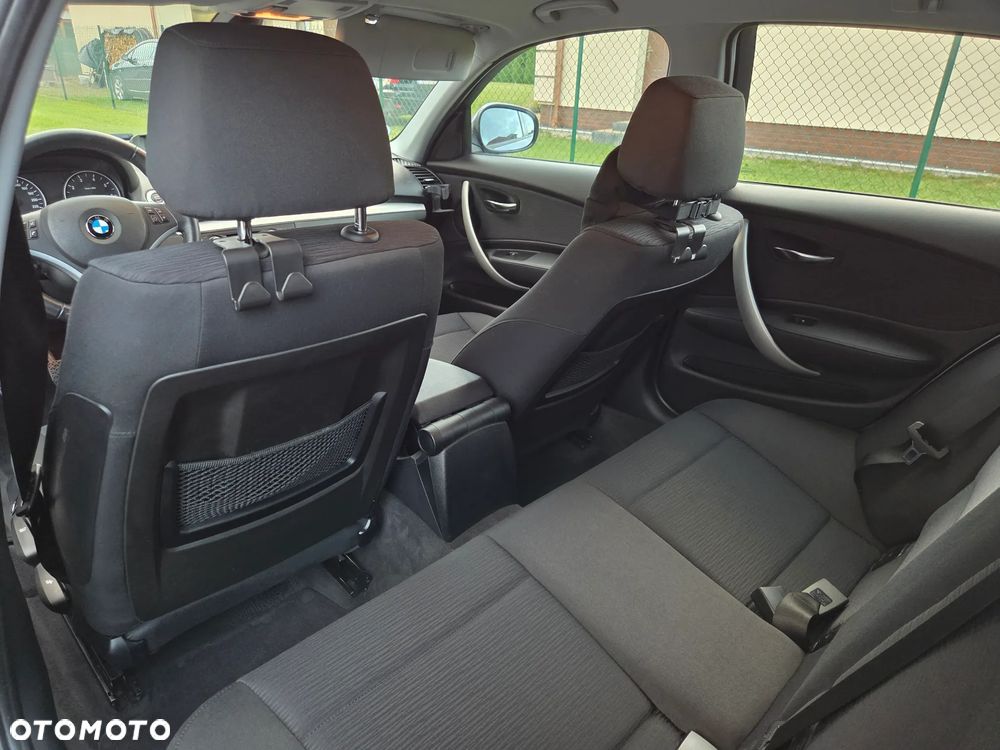 BMW Seria 1 116i - 12