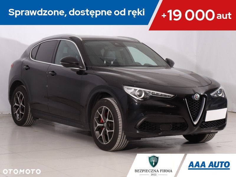 Alfa Romeo Stelvio - 2