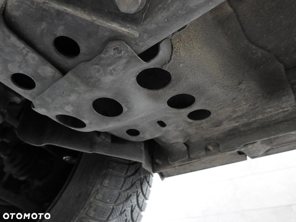 Ford Fiesta 1.4 Trend - 24