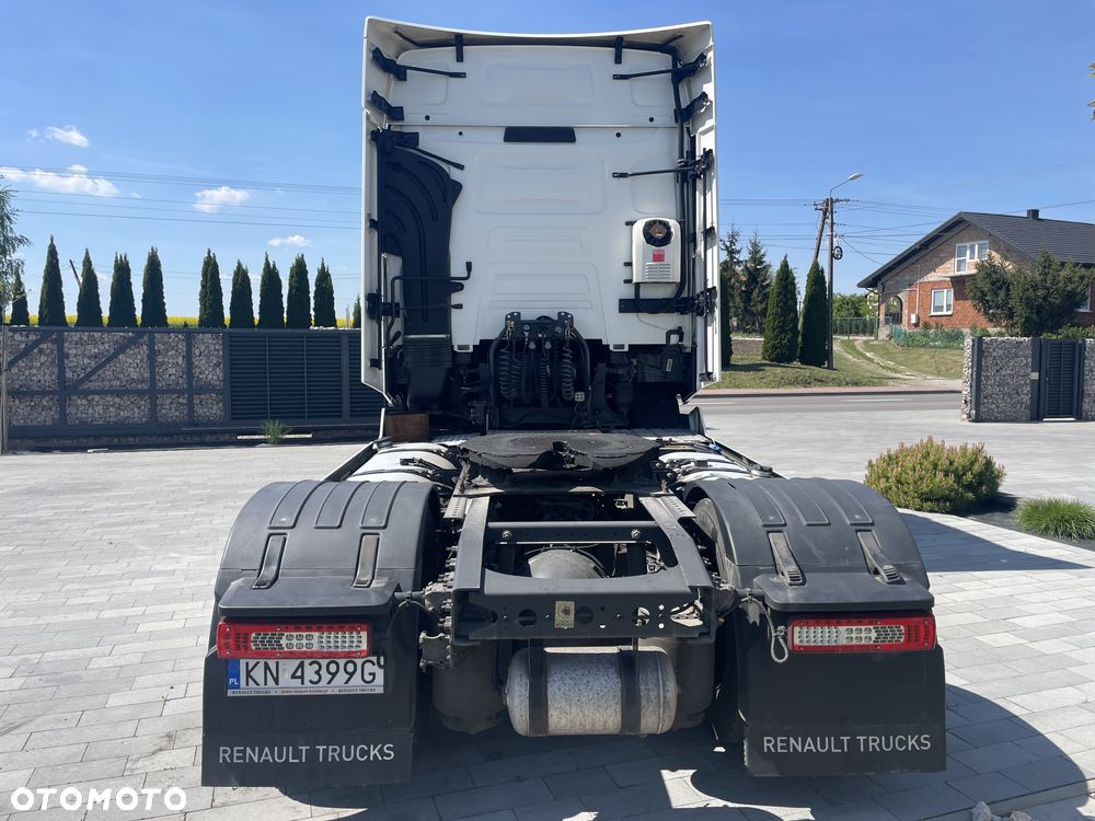 Renault T480 - 6