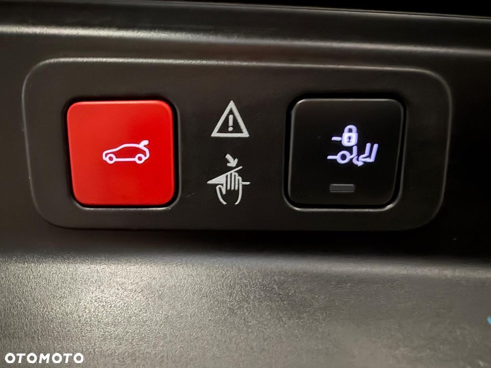 Peugeot 5008 2.0 BlueHDi GT S&S EAT8 - 32