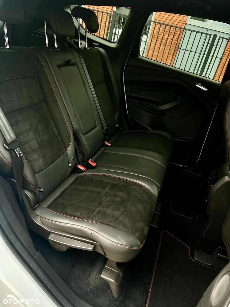 Ford Kuga 1.5 EcoBoost 4x4 ST-Line - 25