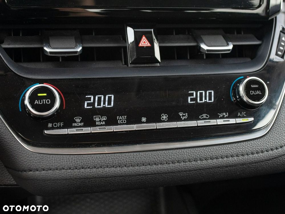 Toyota Corolla - 17