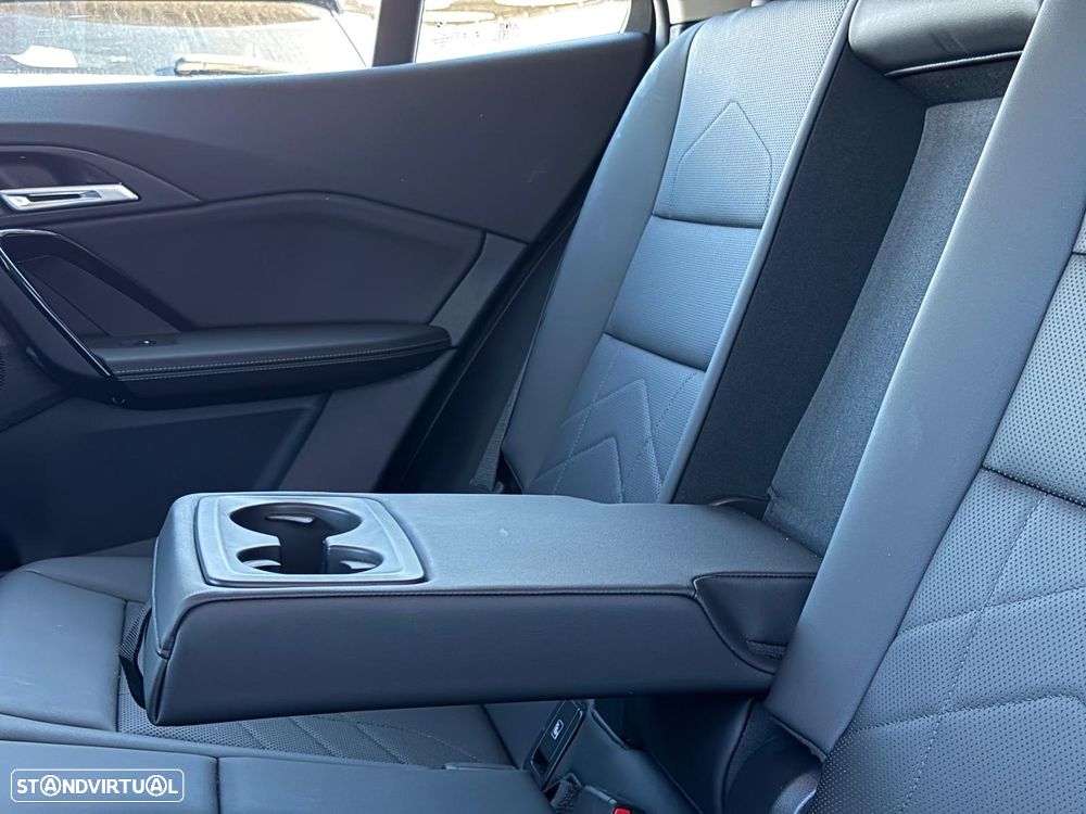 BMW iX2 eDrive20 - 9