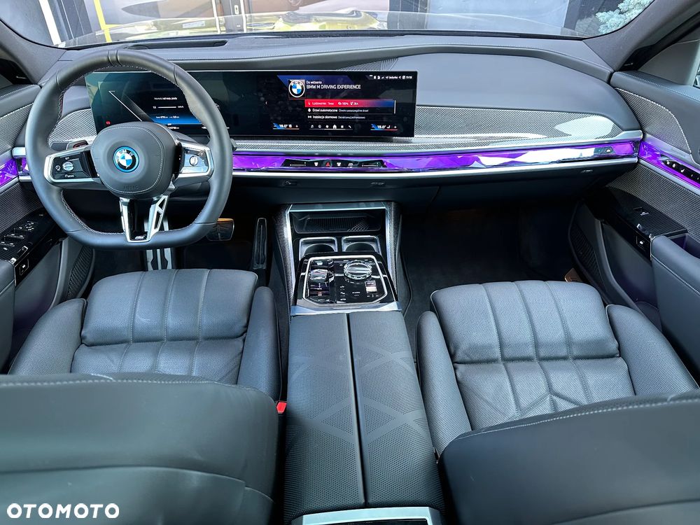 BMW i7 105.7kWh M70 xDrive - 9