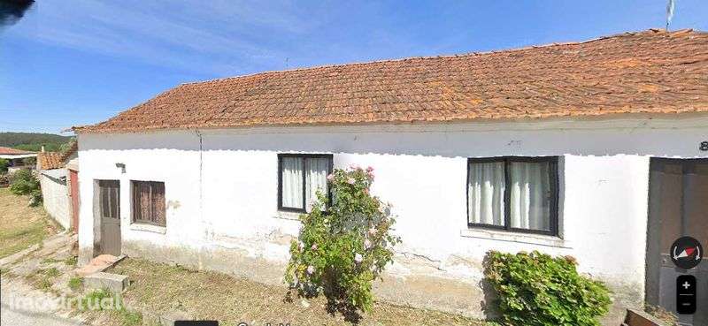 Moradia independente em Penedos - Almagreira - Grande imagem: 2/6