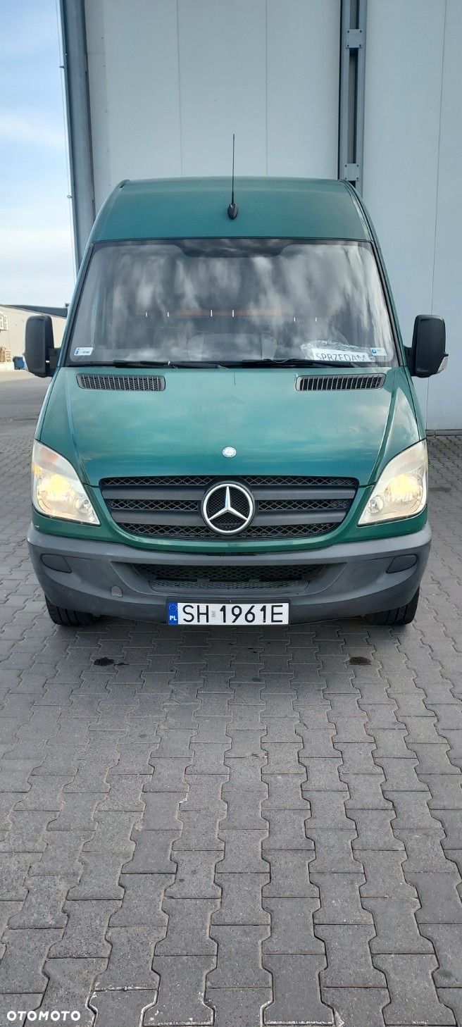 Mercedes-Benz Sprinter - 1