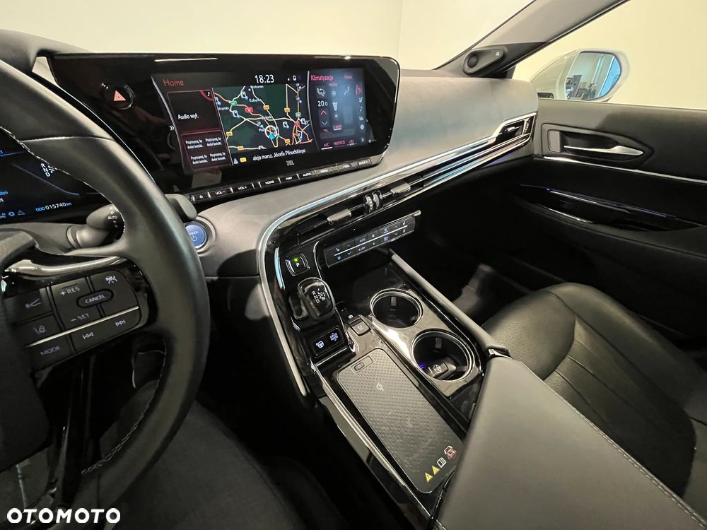 Toyota Mirai Executive - 10