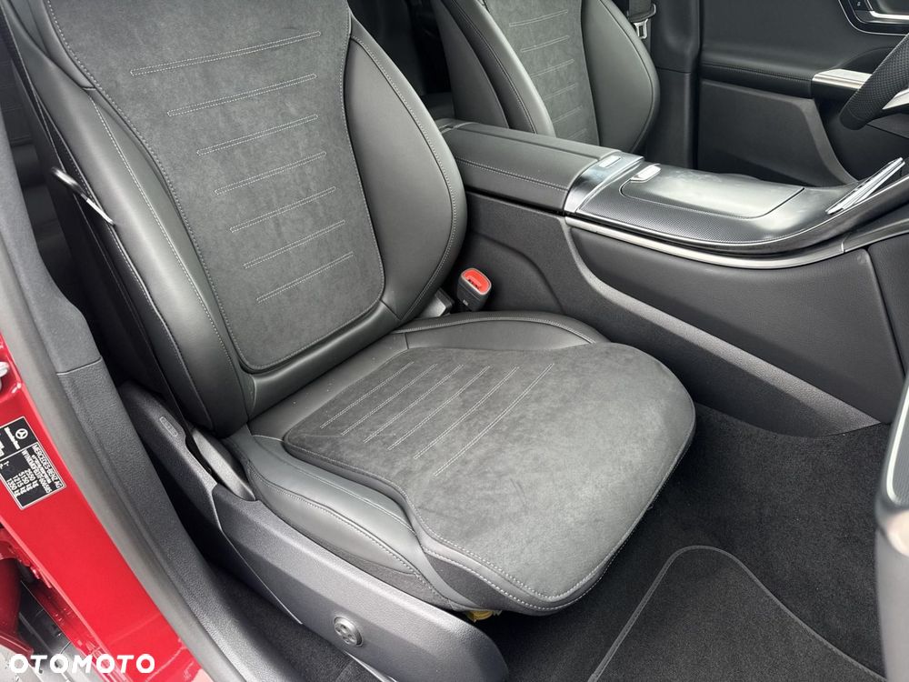 Mercedes-Benz GLC - 23