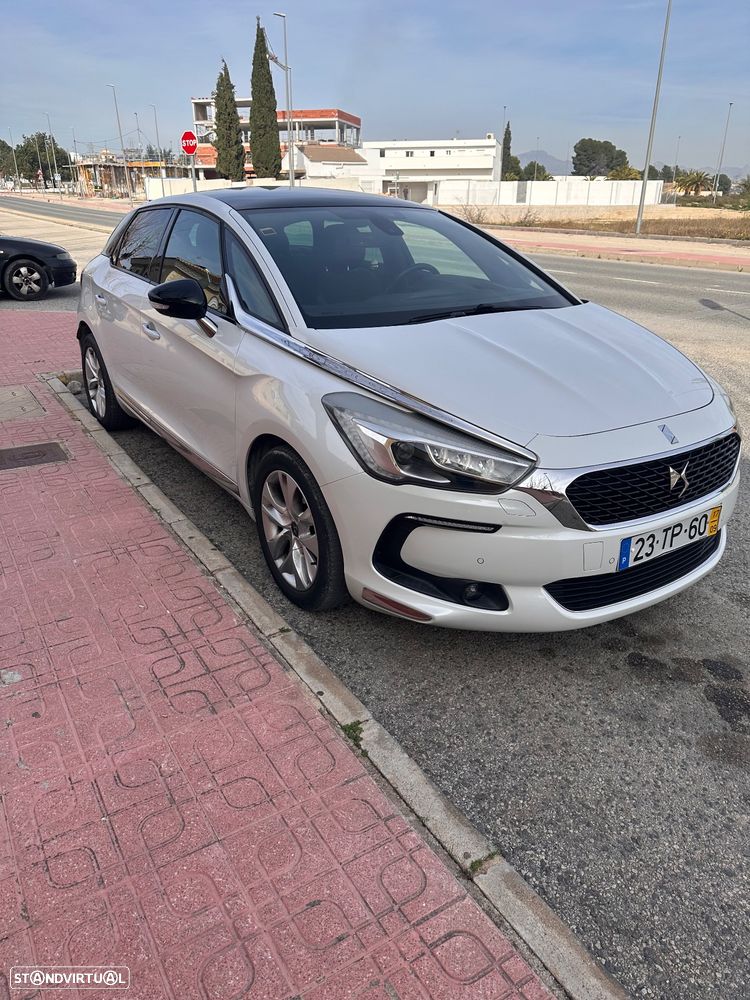 DS DS5 1.6 BlueHDi So Chic - 3