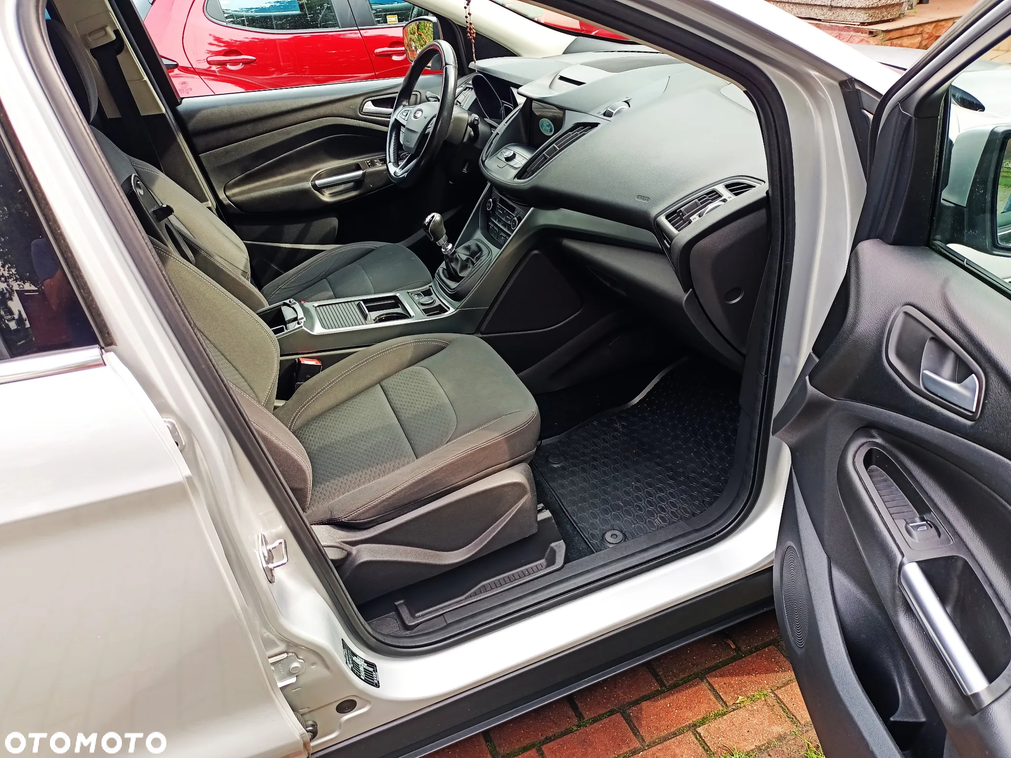 Ford Kuga 1.5 EcoBoost FWD Edition ASS - 5