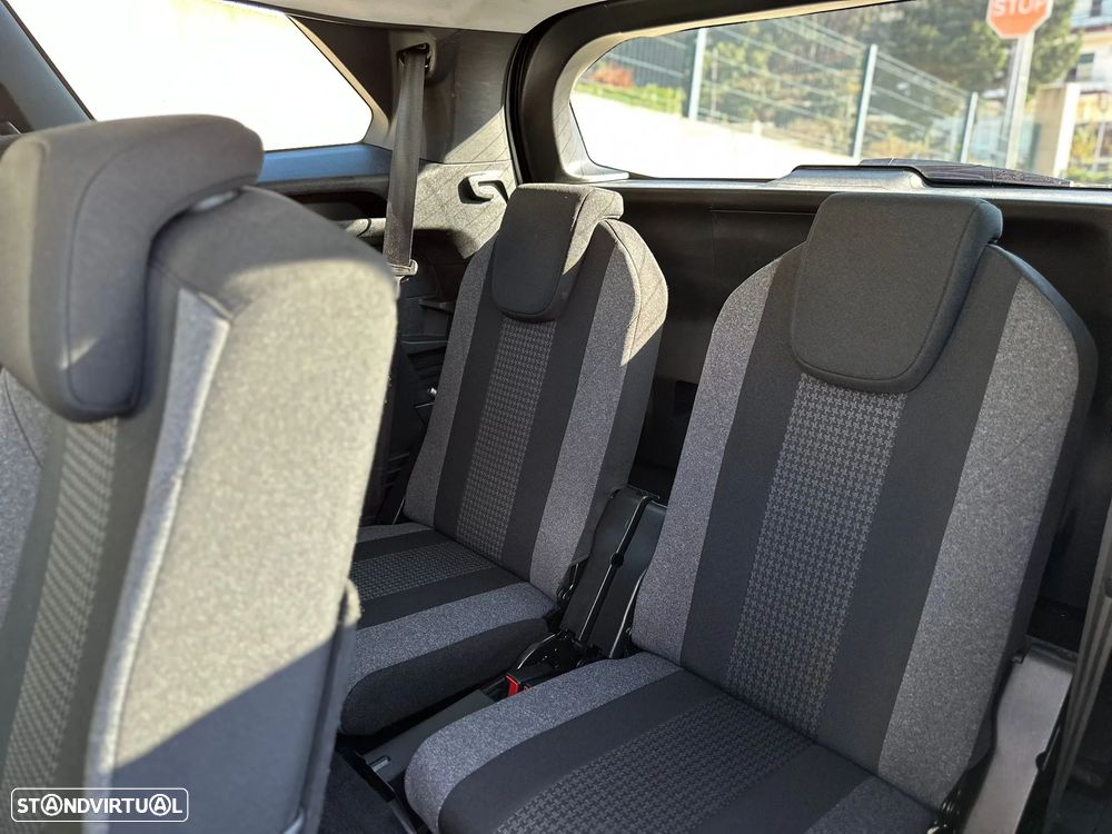 Peugeot 5008 BlueHDI 130 EAT8 Allure Pack - 28