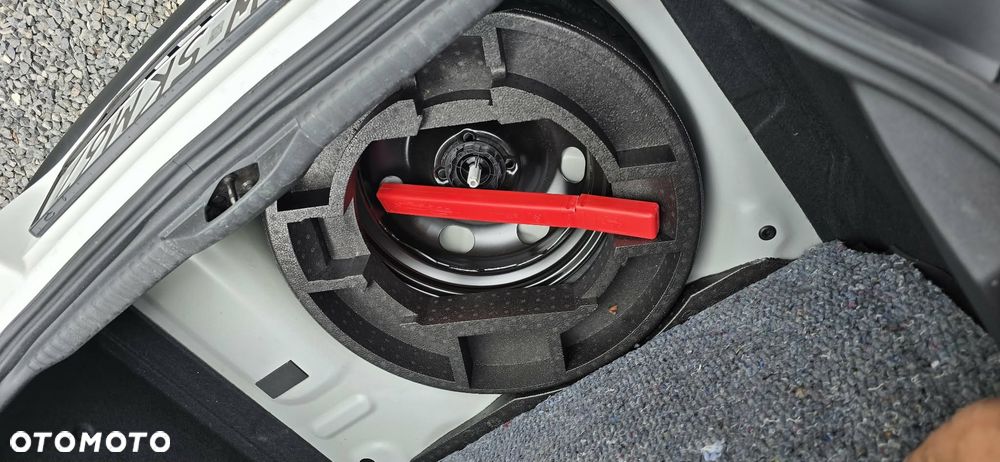 Citroën C3 1.2 PureTech Shine - 4
