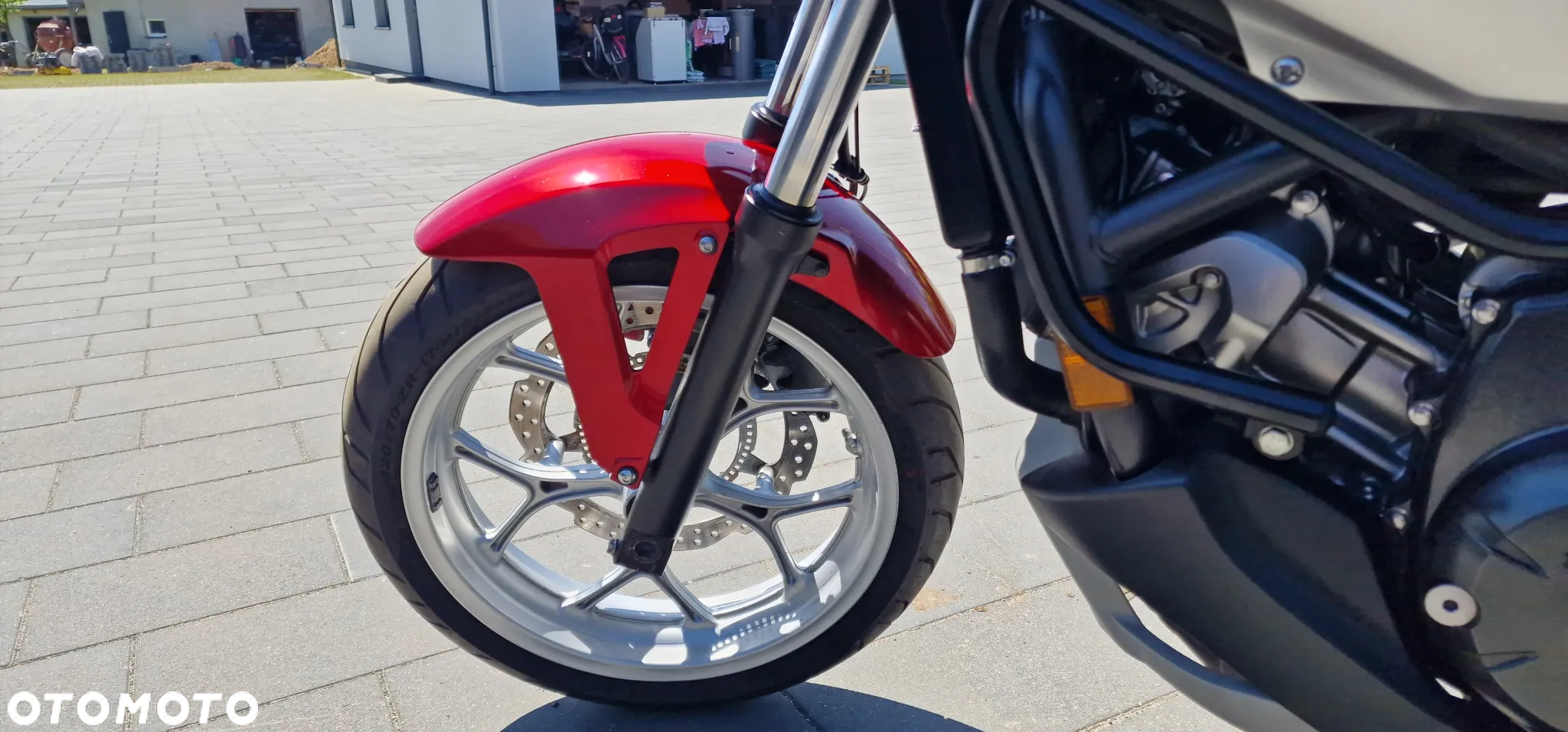 Honda NC - 16