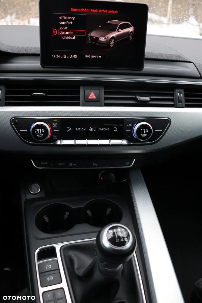 Audi A4 Avant 2.0 TDI DPF clean diesel S line Sportpaket - 7