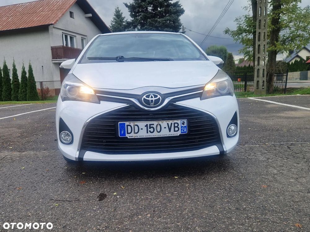 Toyota Yaris Hybrid 1.5 VVT-i - 4