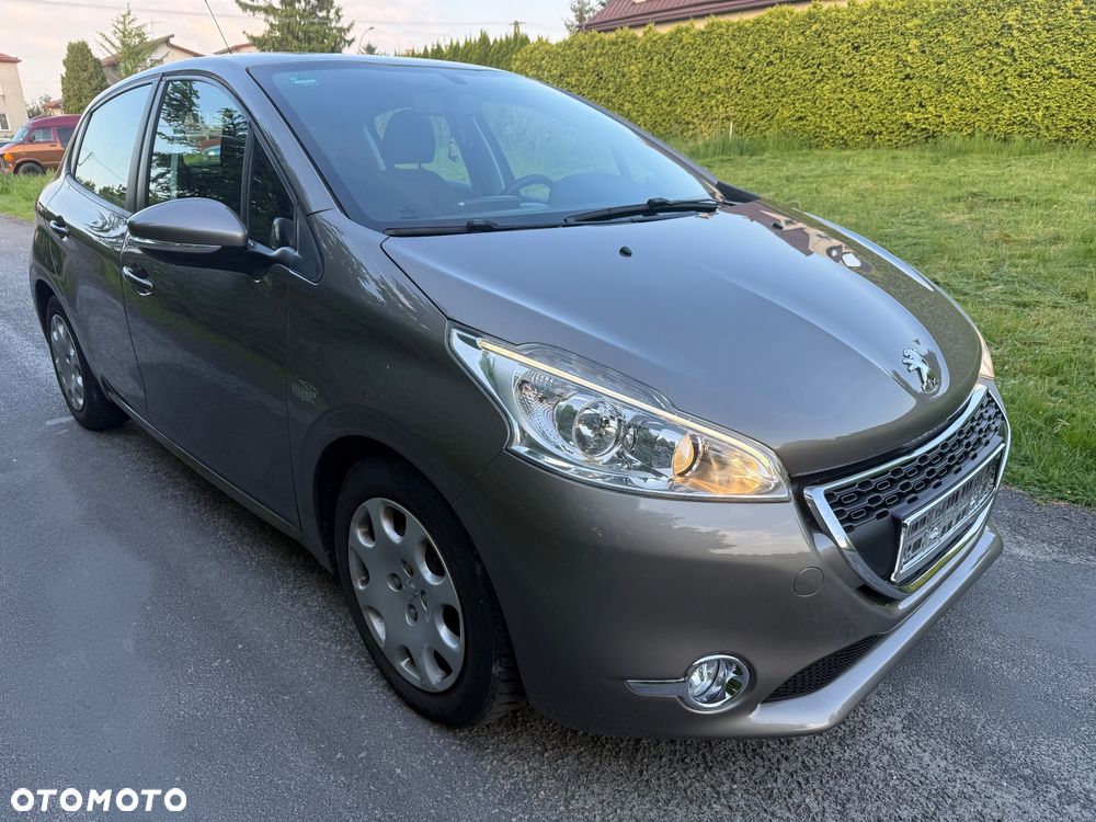 Peugeot 208 95 VTI Allure - 2