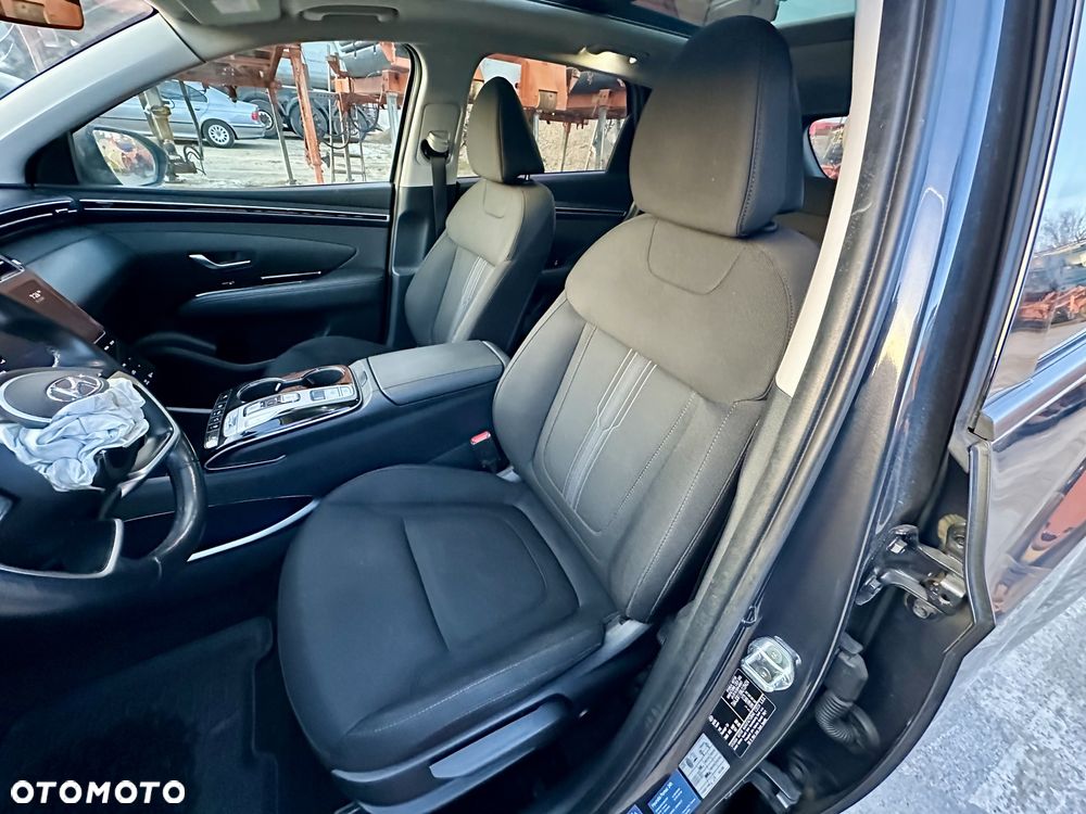 Hyundai Tucson 1.6 T-GDi HEV Executive 2WD - 12