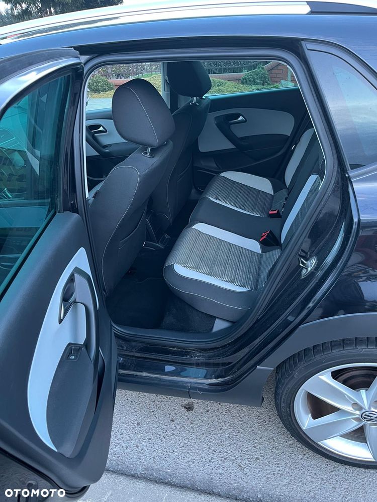 Volkswagen Polo Cross - 10