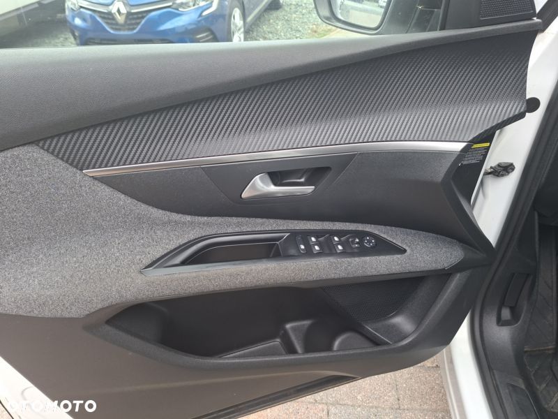 Peugeot 5008 BlueHDI 130 EAT8 Active Business-Paket - 31