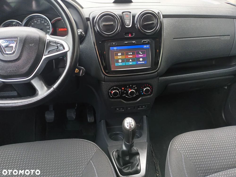 Dacia Lodgy 1.6 SCe Open S&S - 32
