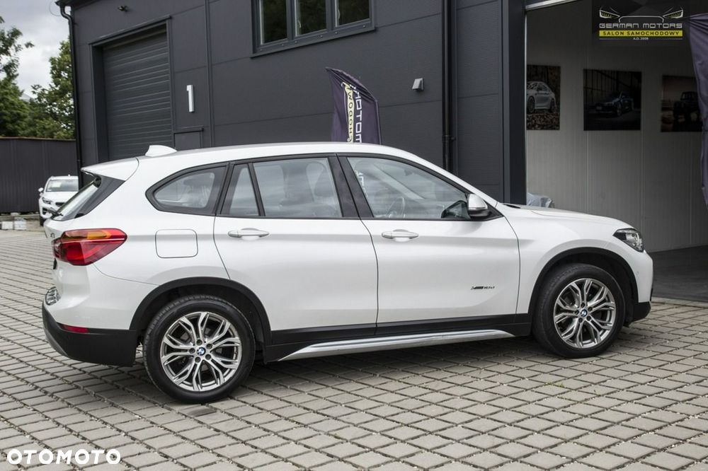 BMW X1 xDrive18d xLine - 16