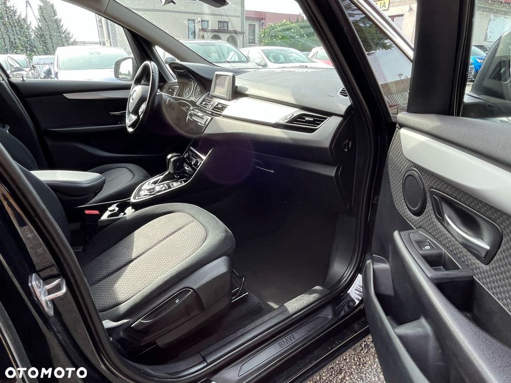 BMW Seria 2 218d Sport-Aut Advantage - 23