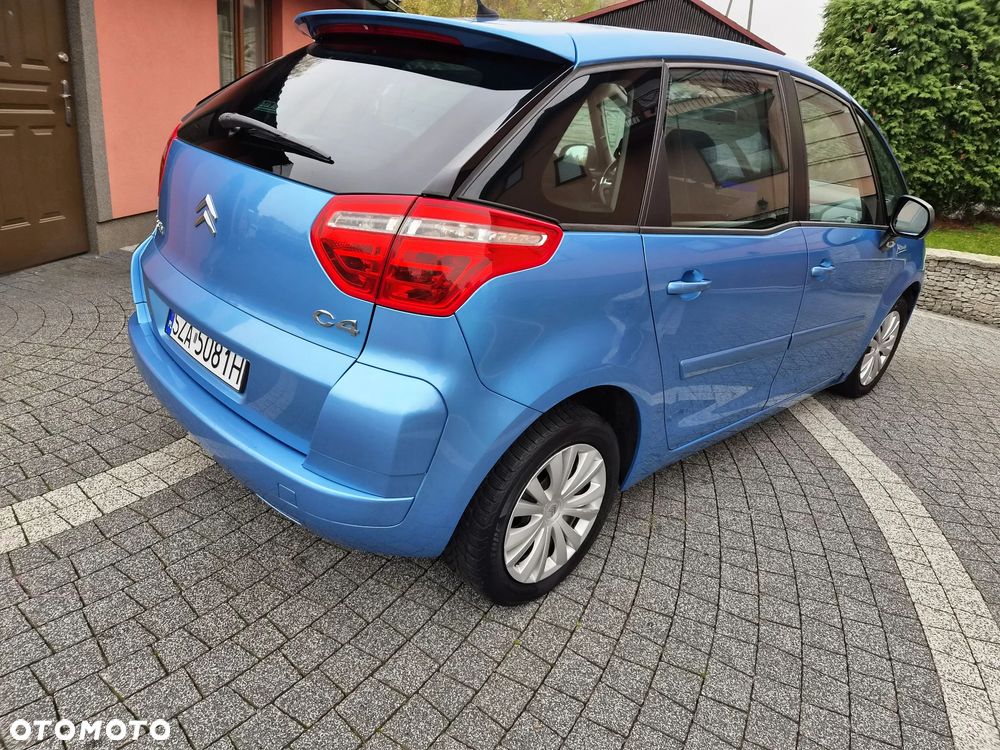 Citroen C4 Picasso 2010 photo 2