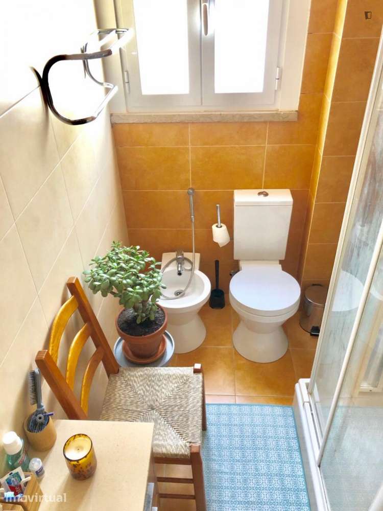 Quarto - localizado em Benfica Lisbon - Grande imagem: 5/14