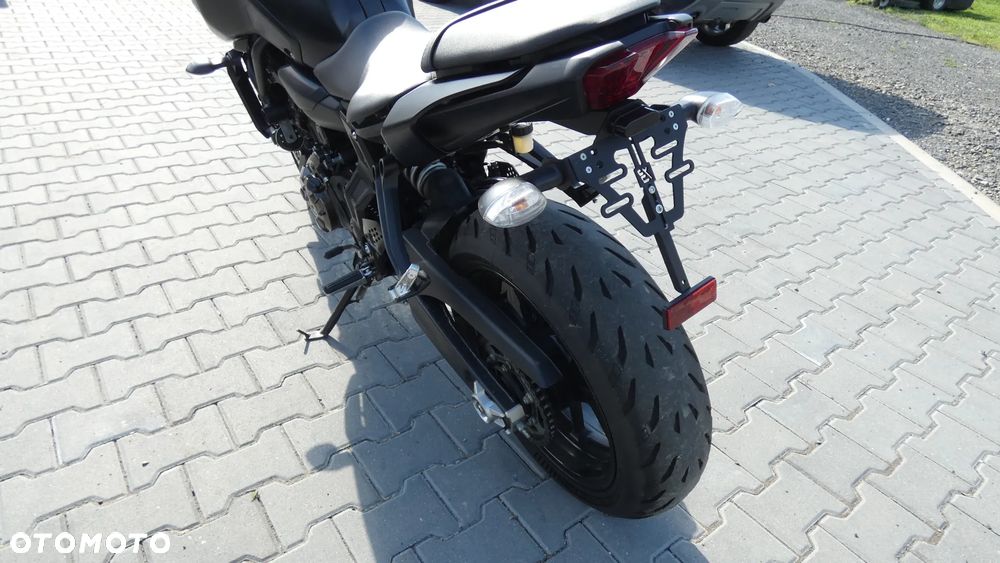 Yamaha MT - 7