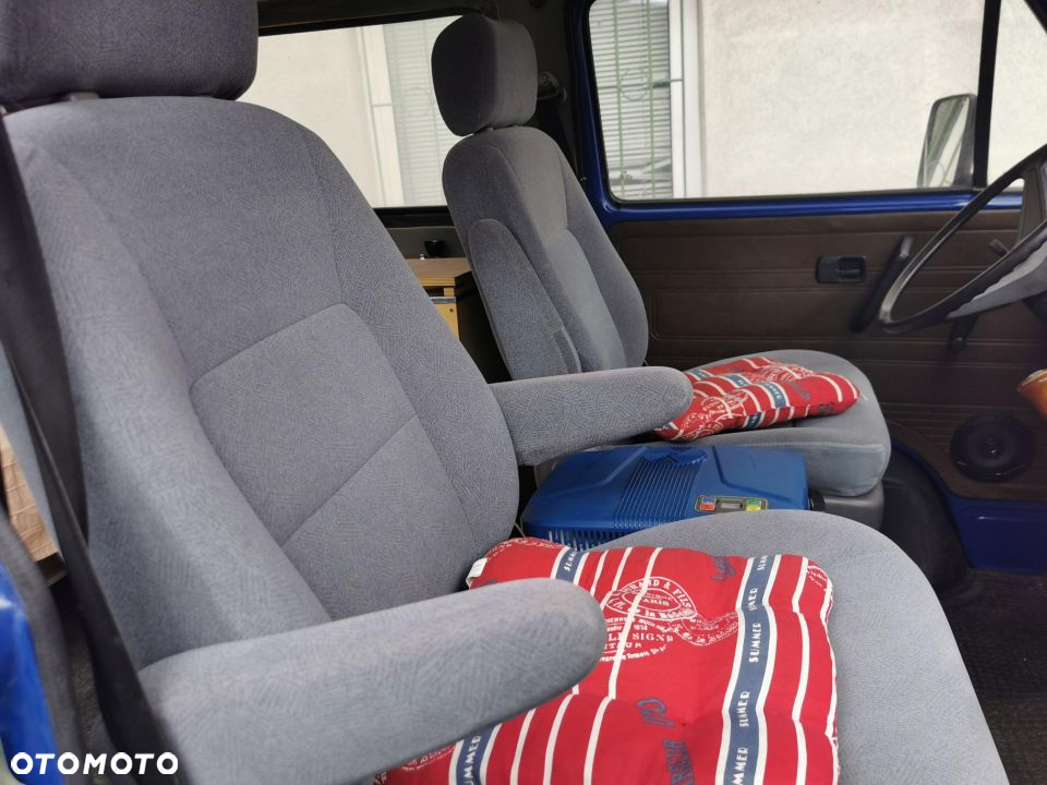 Volkswagen Transporter D 253 2B2 - 11