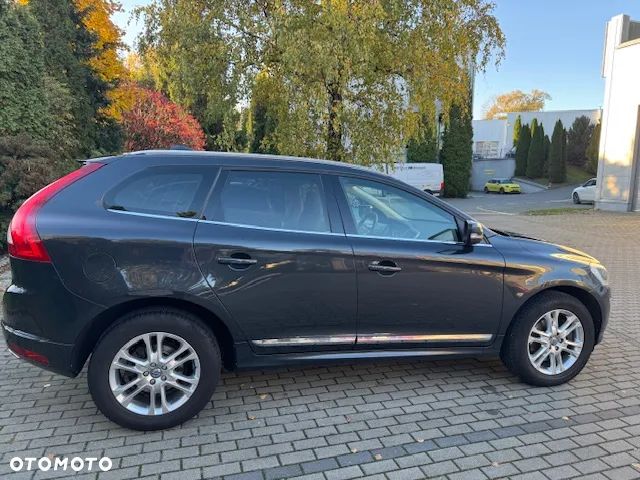 Volvo XC 60 D5 AWD Summum - 3