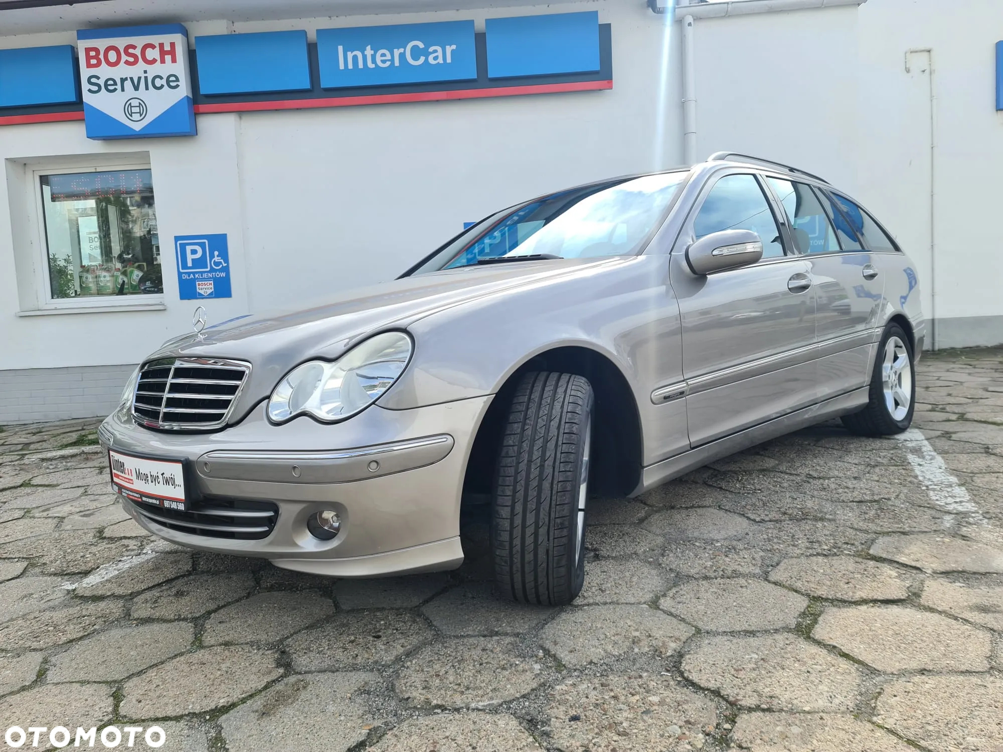 Mercedes-Benz Klasa C 180 T Kompressor Avantgarde - 4