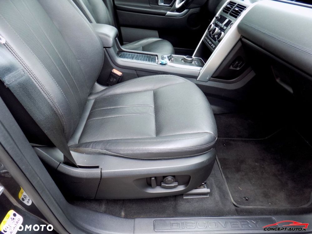 Land Rover Discovery Sport - 26