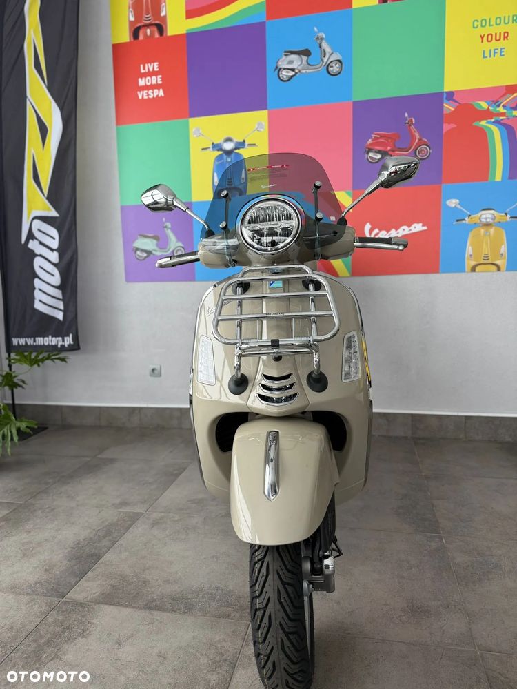 Vespa GTS - 4