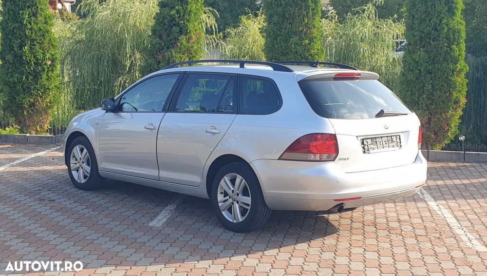 Volkswagen Golf 1.6 TDI DPF MATCH - 4