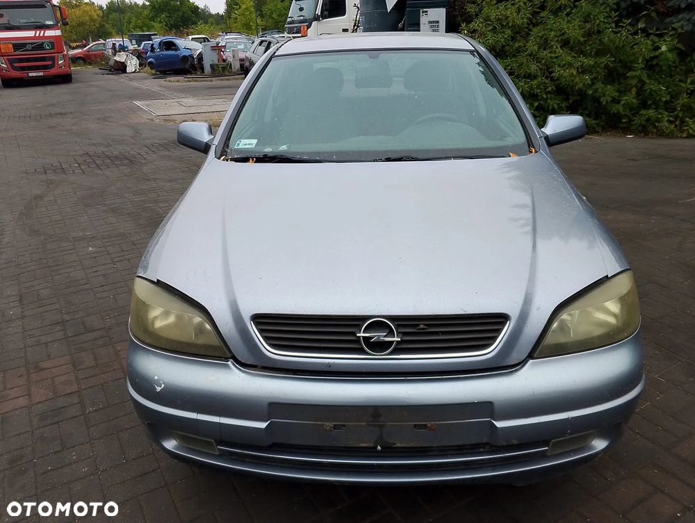 Opel Astra G (03r.) 1.7 CDTI 80KM. Silnik Z17DTL Skrzynia M79/F17 W355  lakier 4AU.Cały na części. GWARANCJA !!!  Przód Tył Zestaw Komplet Drzwi Klapa Zderzak Błotnik Maska Grill Atrapa Szyba Pas Lampa Lusterko Boczki Fotel Kanapa Kokpit Deska Rozdzielcza Przełącznik Włącznik Sterownik Przewody Wiązka Instalacja Moduł Komputer Czujnik Listwa Pompa Alternator Wtryski Głowica Rozrusznik Kompresor Sprzęgło Dwumas Silnik Skrzynia ABS Klimatyzacji Paliwa Wspomagania Kolektor Turbina Przepustnica Zawór Chłodnica Koło Hak Belka Sanki Zawieszenie Mcpherson Półoś Amortyzator Wydech Tłumik Zacisk Most - 2
