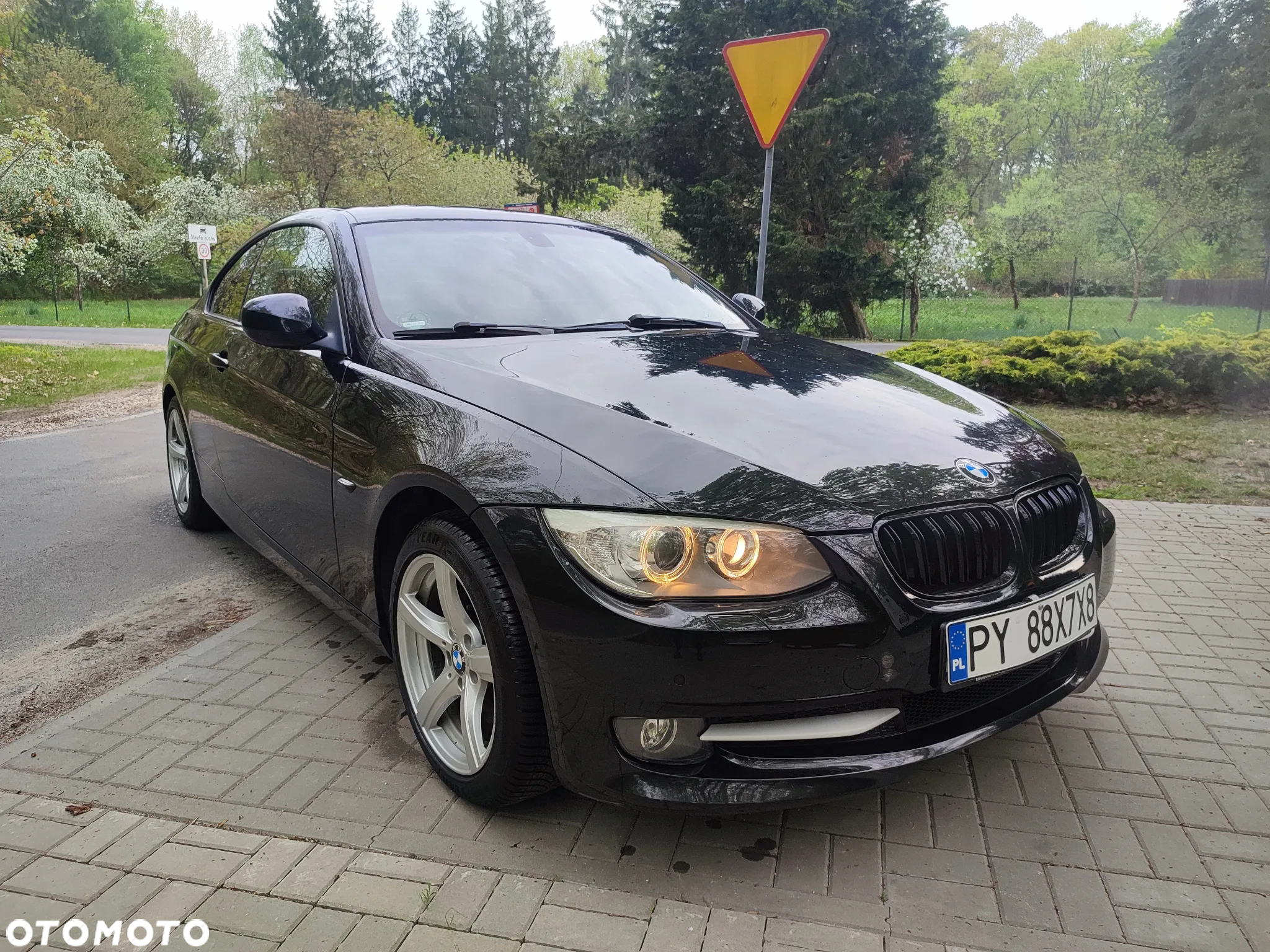 BMW Seria 3 320i Coupe Edition Exclusive - 3
