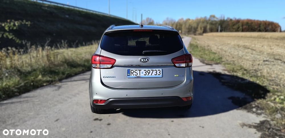 Kia Carens 1.7 CRDi Spirit - 4