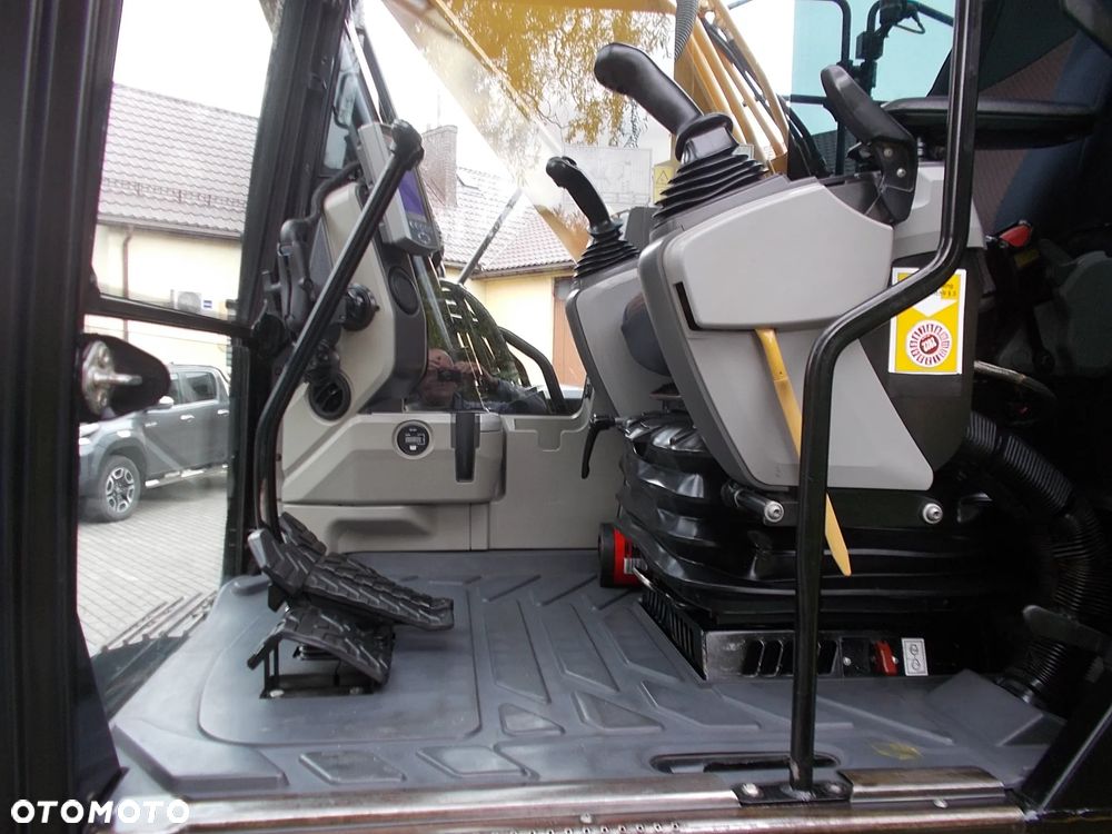Caterpillar 324E - 15