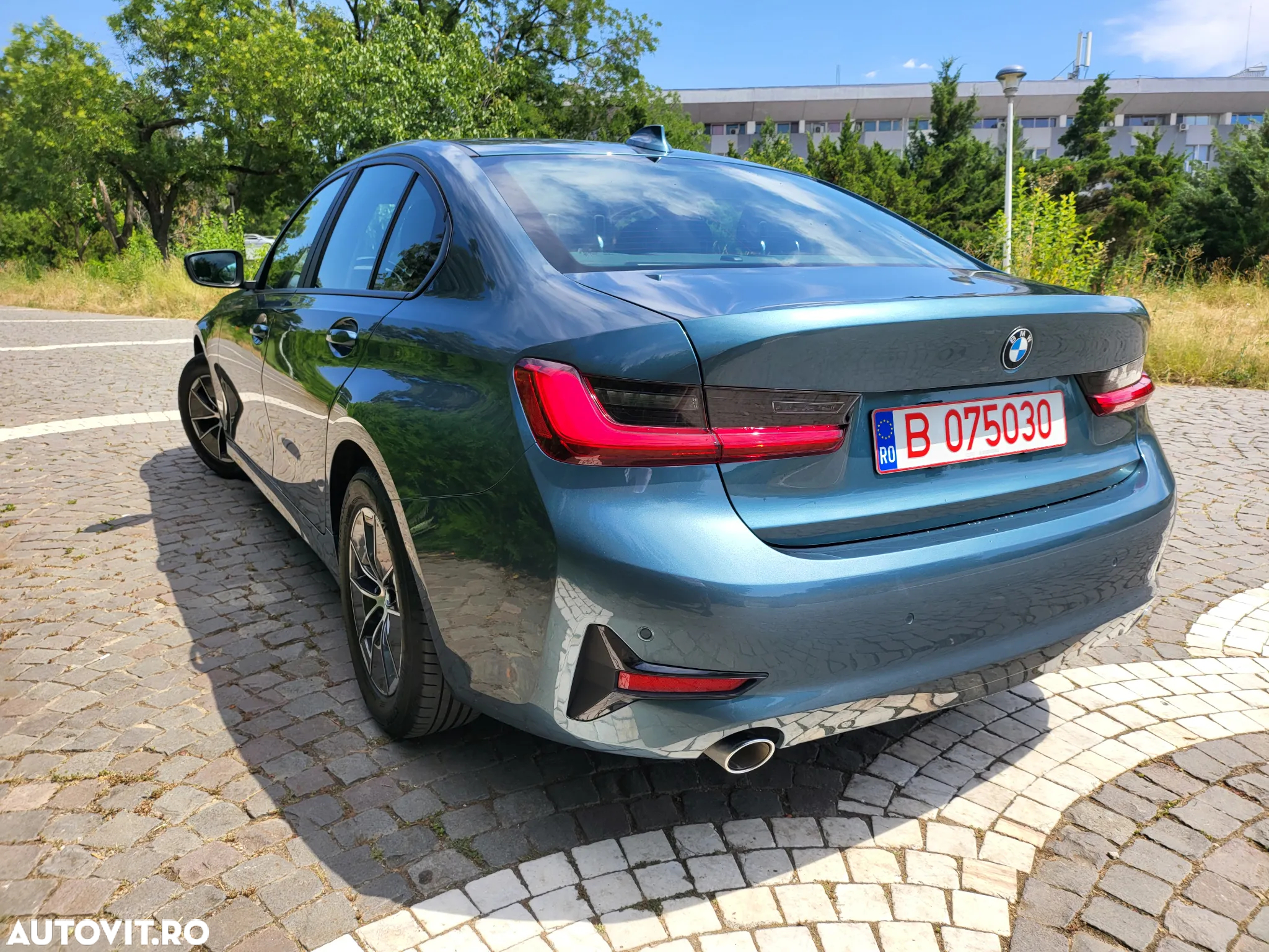 BMW Seria 3 316d AT MHEV - 6