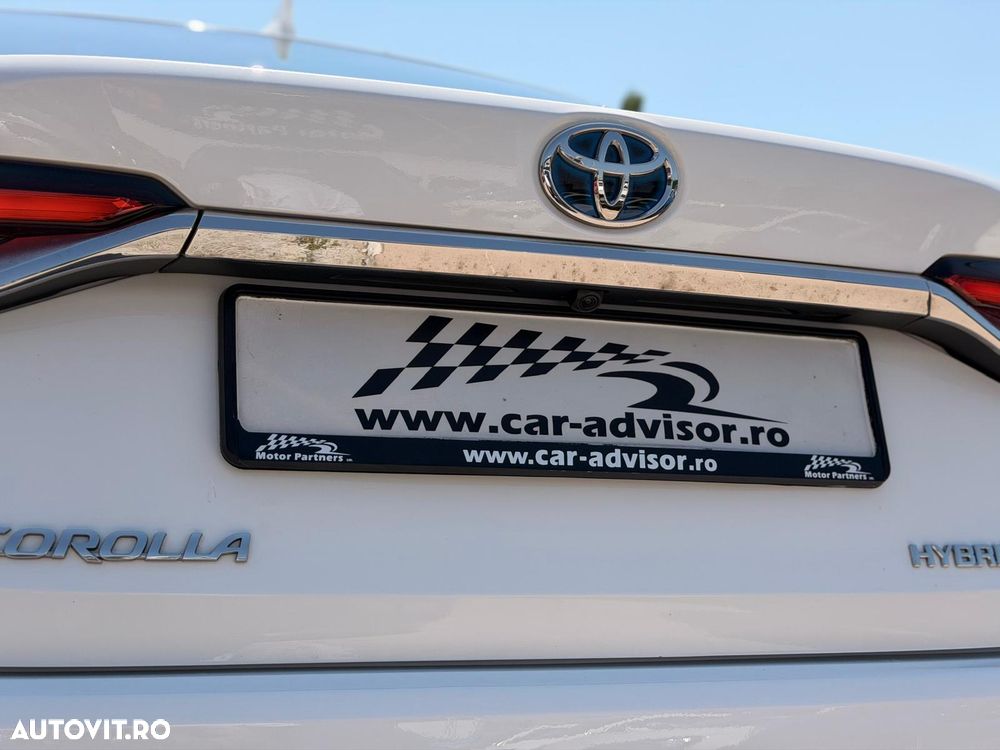 Toyota Corolla 1.8 HSD Dynamic - 13