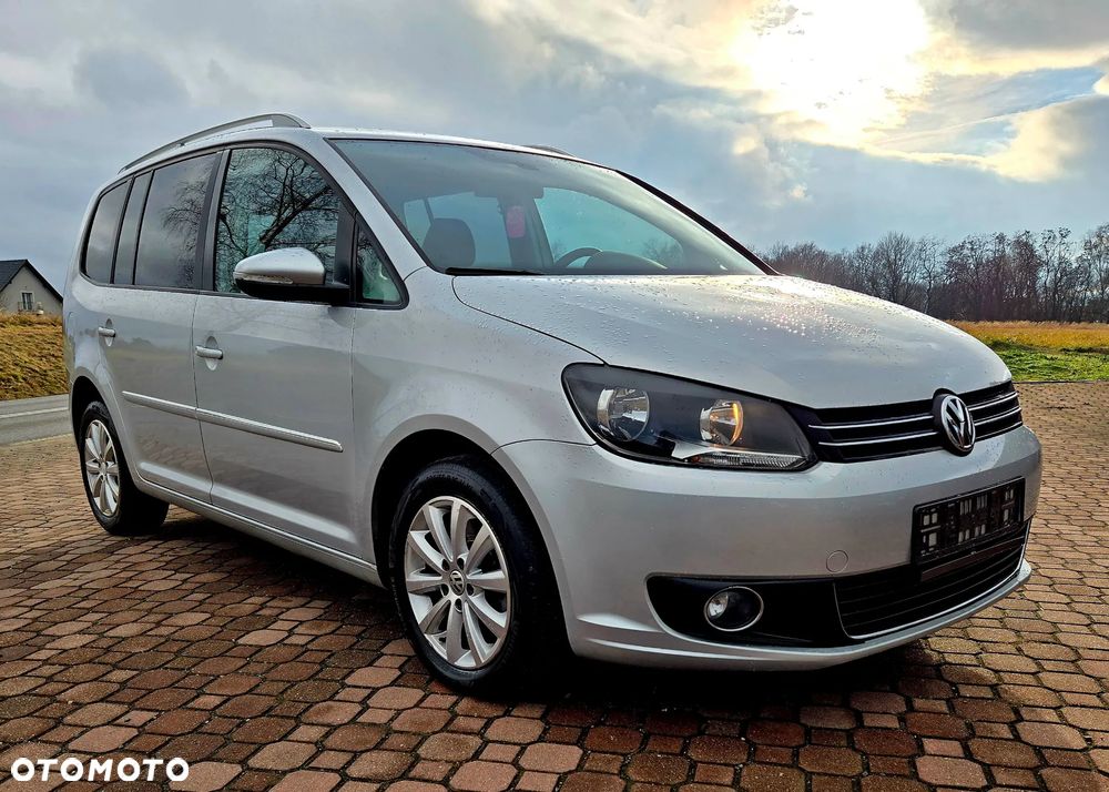 Volkswagen Touran 2.0 TDI DPF BlueMotion Technology DSG Life - 4