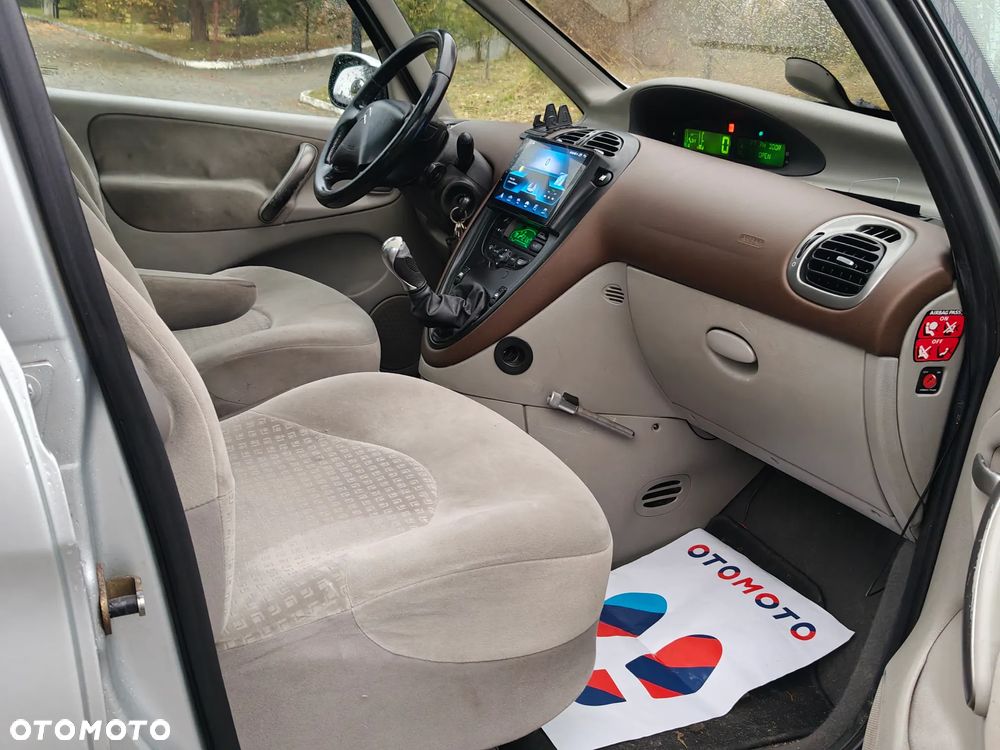 Citroën Xsara Picasso 1.6 HDi Exclusive - 20