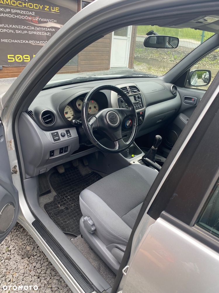 Toyota RAV4 2.0 D-4D 4x4 - 7